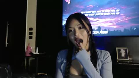 Snapshot of justina_redds chatting on 09/26/25, 01:26 Justina Redds online show from 09/26/25, 01:26