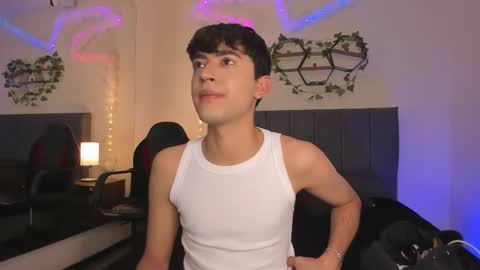 Snapshot of justinbe_ chatting on 02/11/26, 11:26 Justin online show from 02/11/26, 11:26