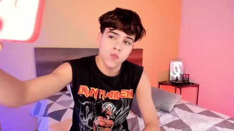 Justin online show from 02/14/25, 12:36