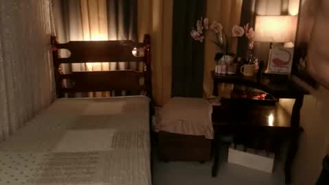 justine_hunk online show from 04/02/26, 04:54