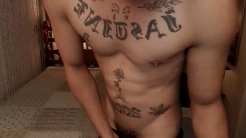 Snapshot of justine_hunk chatting on 05/04/26, 06:37 justine_hunk online show from 05/04/26, 06:37