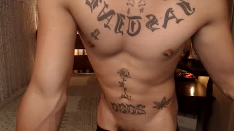 Snapshot of justine_hunk chatting on 05/13/26, 07:50 justine_hunk online show from 05/13/26, 07:50