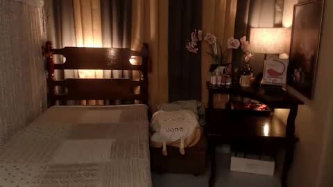 Snapshot of justine_hunk chatting on 05/16/26, 07:38 justine_hunk online show from 05/16/26, 07:38