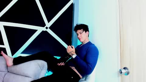 justinfuller_31 online show from 09/19/25, 12:45