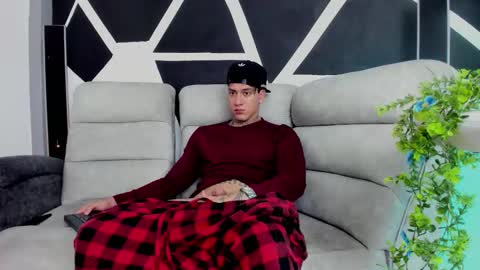 justinfuller_31 online show from 11/06/25, 11:15