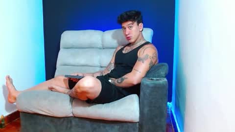 justinfuller_31 online show from 01/14/26, 04:12