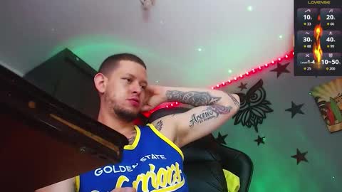 Justinsc online show from 11/30/25, 01:09