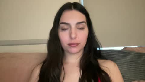 Snapshot of justjessiedirtygirl chatting on 12/04/24, 11:46 Jess online show from 12/04/24, 11:46