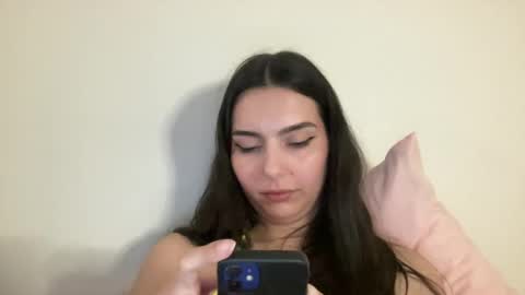 Snapshot of justjessiedirtygirl chatting on 01/01/25, 02:52 Jess online show from 01/01/25, 02:52