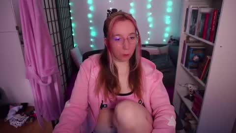 Kerry online show from 10/23/25, 08:35