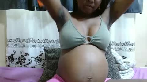 Justlhot online show from 01/22/25, 11:01