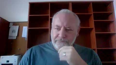 justme196756 online show from 09/25/25, 08:23