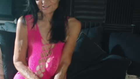 Bev aka Diamond online show from 10/16/25, 09:54