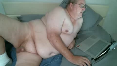 justmedm64 online show from 02/16/26, 04:30