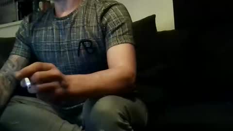 justmehere077 online show from 12/21/24, 01:47