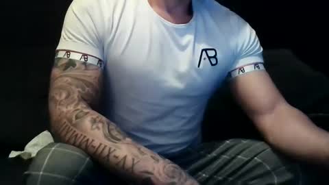 justmehere077 online show from 03/08/25, 01:28