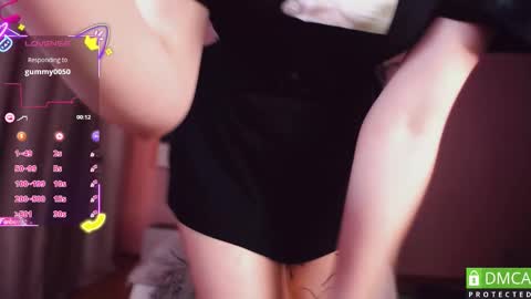 Snapshot of justmeowgirl chatting on 09/26/25, 04:05 justmeowgirl online show from 09/26/25, 04:05