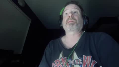 Snapshot of justmetool chatting on 01/06/26, 06:39 Tool online show from 01/06/26, 06:39