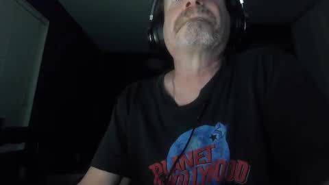 Snapshot of justmetool chatting on 06/05/26, 09:37 Tool online show from 06/05/26, 09:37