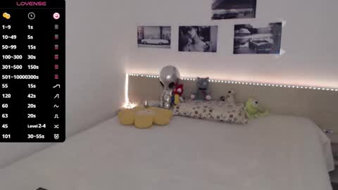 Julie online show from 01/10/26, 05:09