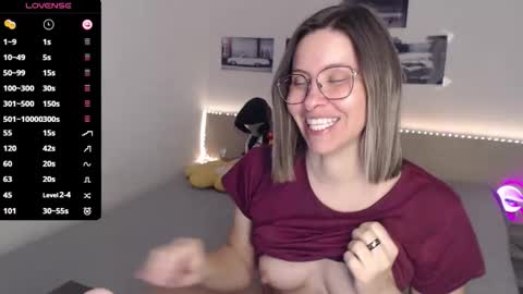 Julie online show from 03/04/26, 05:02