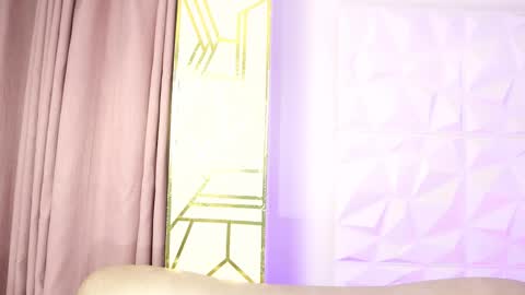 Snapshot of justnala_ chatting on 02/19/25, 07:17 Nala online show from 02/19/25, 07:17