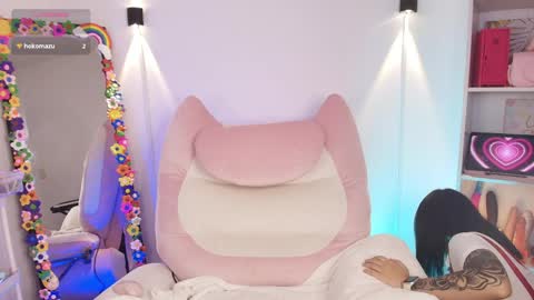 Emy online show from 04/01/26, 03:29