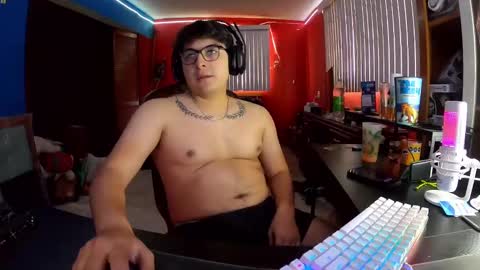 justsky117 online show from 12/20/24, 05:08