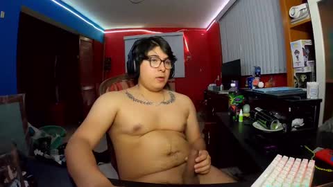 justsky117 online show from 01/30/25, 04:16