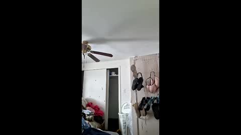 Snapshot of justuncensored chatting on 02/10/26, 05:06 JS Uncensored online show from 02/10/26, 05:06