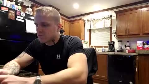 justus0624 online show from 10/10/25, 02:10