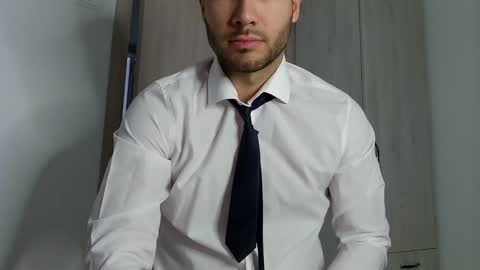 Justin online show from 12/31/24, 07:31