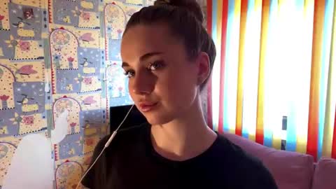 Melissa online show from 06/10/26, 05:07