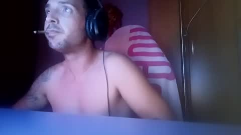 Snapshot of juvenilvibesxperience chatting on 07/25/26, 02:31 juvenilvibesxperience online show from 07/25/26, 02:31