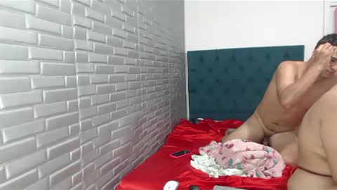 juviaandgray online show from 12/31/24, 03:23