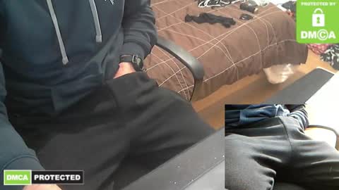 Snapshot of k1ze chatting on 10/13/25, 08:14 Tonio online show from 10/13/25, 08:14