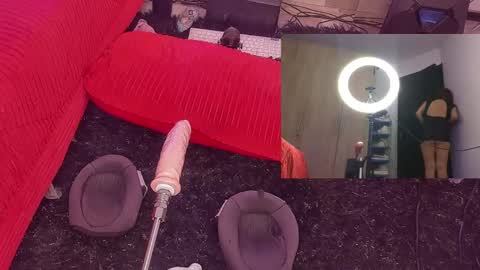  Karolin  online show from 02/23/25, 12:30