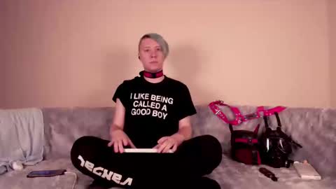 Snapshot of k9_goodboy chatting on 02/21/26, 06:42 Alex online show from 02/21/26, 06:42