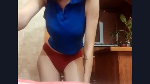 Nika online show from 12/19/25, 03:08