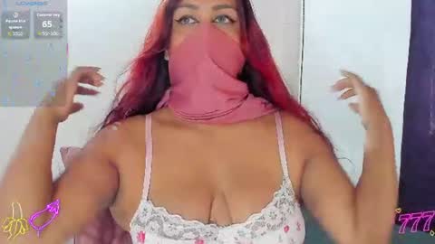 kadira6_ online show from 06/11/26, 02:48