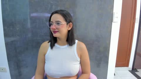 Kyelie online show from 01/10/25, 07:54