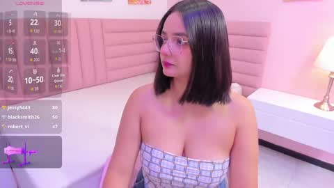 Kyelie online show from 10/03/25, 08:17