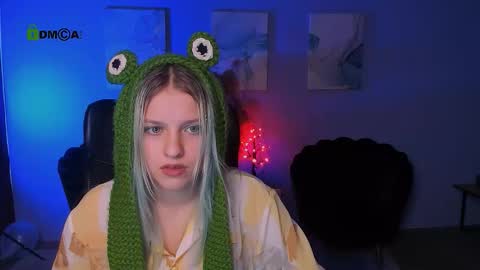 Snapshot of kaela_spell_ chatting on 11/14/25, 10:25 kaela_spell_ online show from 11/14/25, 10:25