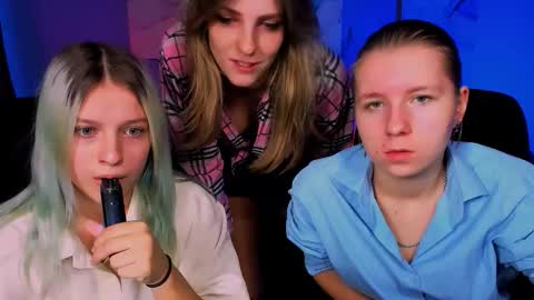 Snapshot of kaela_spell_ chatting on 11/27/25, 10:17 kaela_spell_ online show from 11/27/25, 10:17