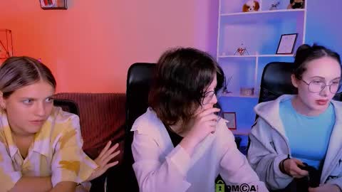 Snapshot of kaela_spell_ chatting on 12/02/25, 08:37 kaela_spell_ online show from 12/02/25, 08:37