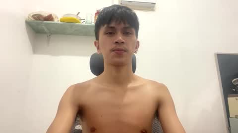 Snapshot of kaelsucker69 chatting on 02/10/26, 06:01 Kael online show from 02/10/26, 06:01