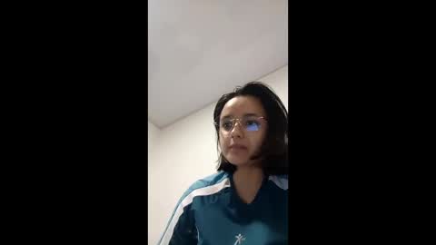 kaet1 online show from 05/05/26, 01:24