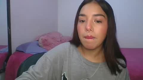 KAHELIINDEPENDENT MODEL online show from 01/25/25, 01:32