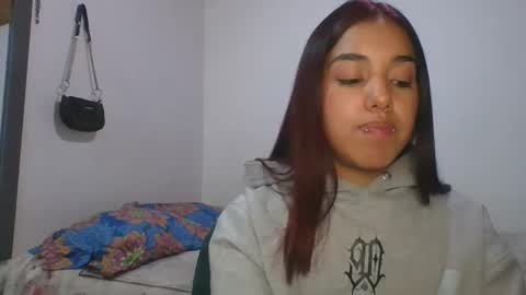 KAHELIINDEPENDENT MODEL online show from 03/08/25, 07:31