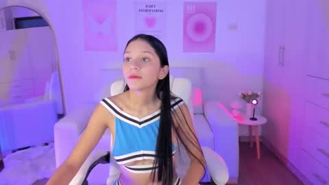 Snapshot of kahty_joness chatting on 12/01/25, 01:16 Kahty online show from 12/01/25, 01:16